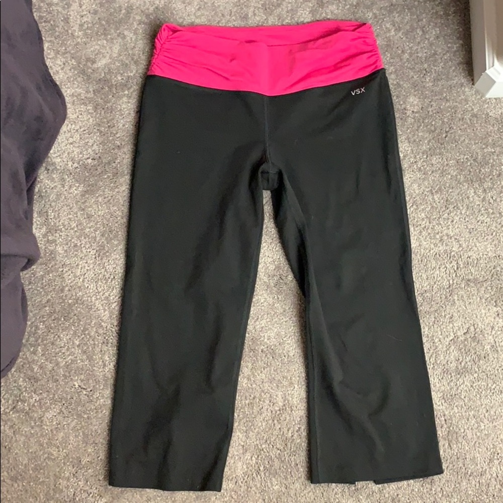 VSX sport crop w/slit